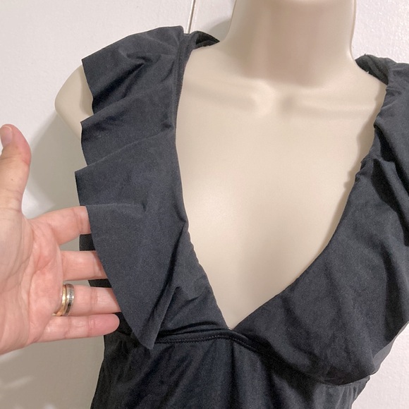 SHADE SHORE Black Plunge Flounce Neckline One Piece Swimsuit Womens Medium - Picture 5 of 13